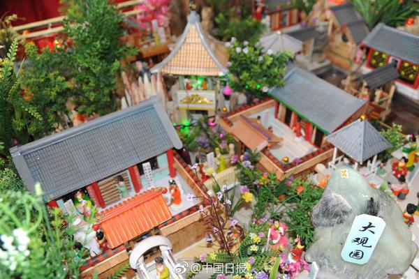 女神异闻录5R潜入道具是什么